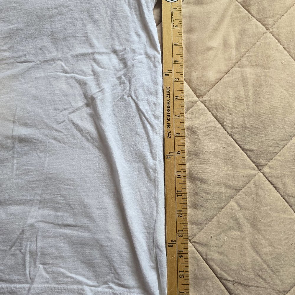 Calvin Klein Jeans White Graphic Tee - Picture 5 of 8